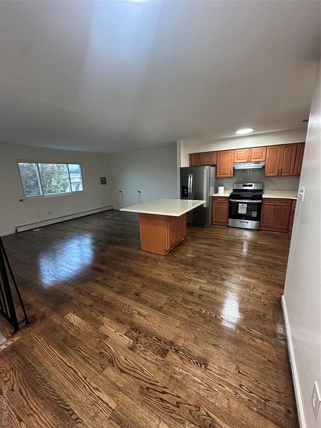 Foto principal - 987 Lincoln Ave