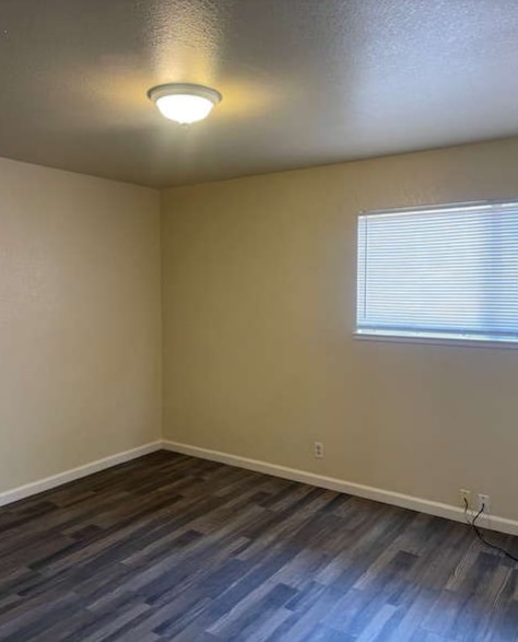 Building Photo - 7718 Brentwood Dr
