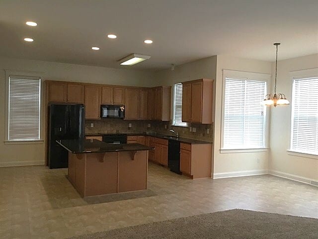 Foto del edificio - 15612 Waterfront Dr