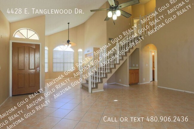 Foto del edificio - 4428 E Tanglewood Dr