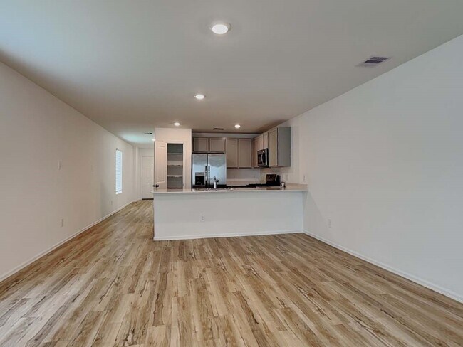 Foto del edificio - 18714 Mercer Fls Dr