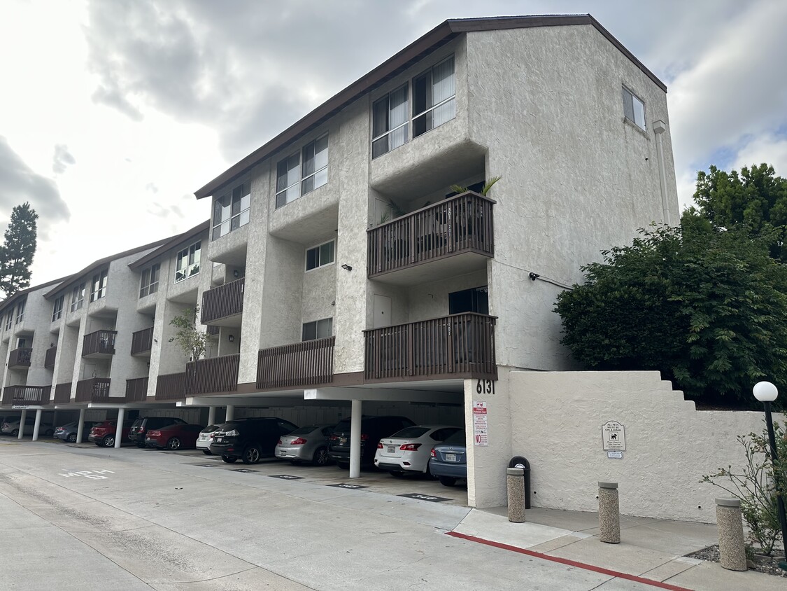 Foto del edificio - 6131 Rancho Mission Rd