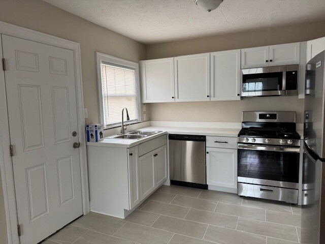 Foto del edificio - 224 Elmwood Dr