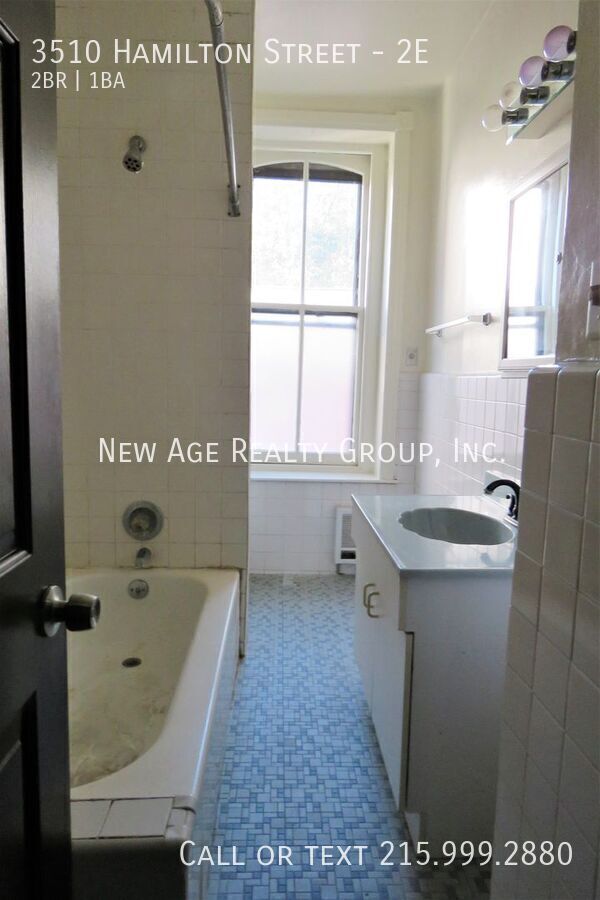 Building Photo - 3510 Hamilton St