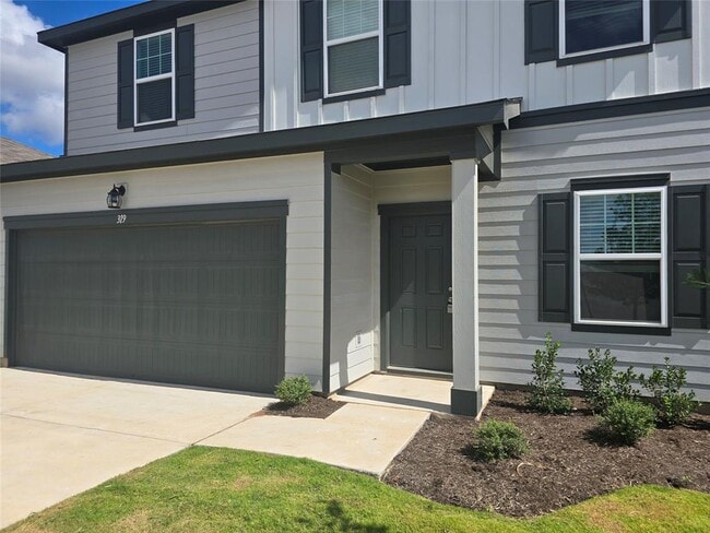 Foto del edificio - 319 Stonebrook Dr