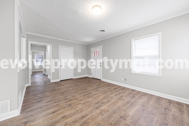 Foto del edificio - 7702 Marvin Rd