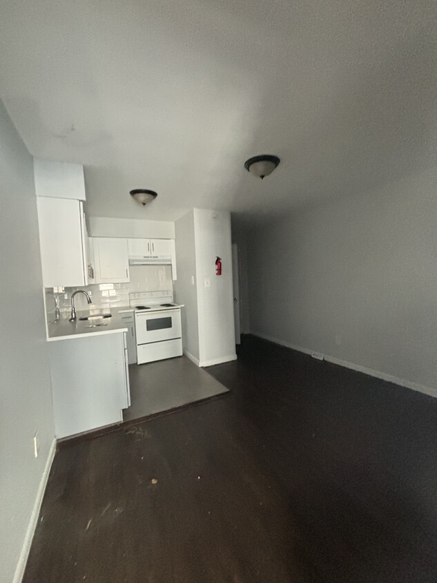 291 Wainwright 18 - 290 Wainwright St