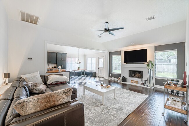 Foto del edificio - 7519 Stonesfield Pl