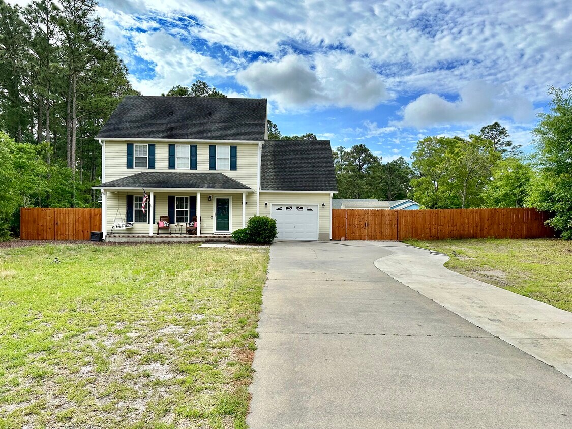 Primary Photo - 409 Star Hill Dr