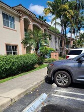 Building Photo - 1251 SE 31st Ct