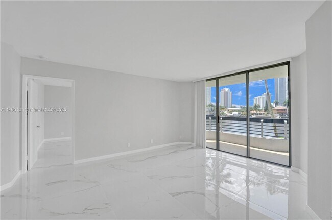 Foto del edificio - 19195 Mystic Pointe Dr