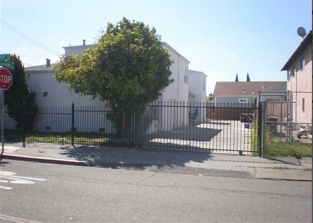 Primary Photo - 1712-1716 57th St