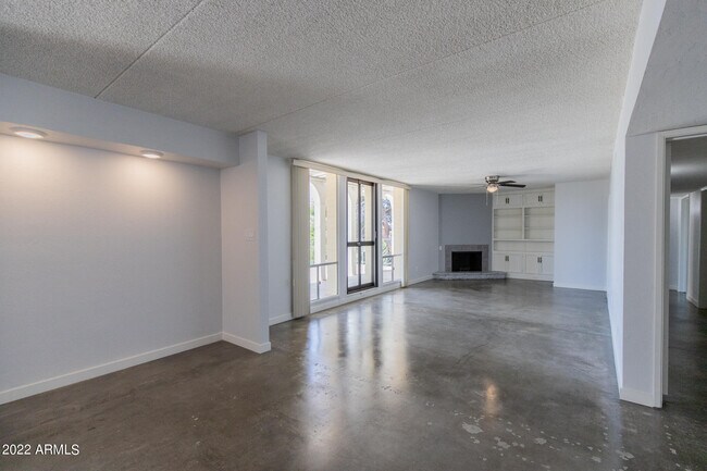 Foto del edificio - 6502 N Central Ave