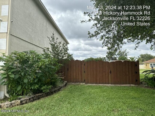 Building Photo - 3318 Hickory Hammock Rd