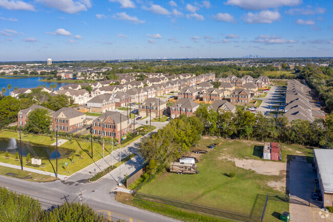 Aerial Photo - Mirror Lake Townhomes