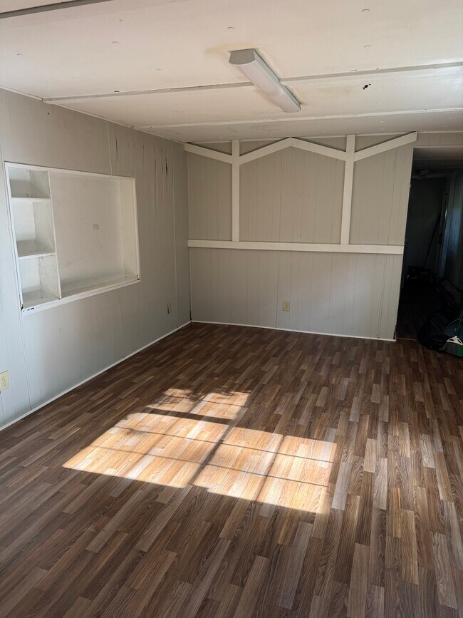 Sala de estar - 3165 Henderson Grove Rd
