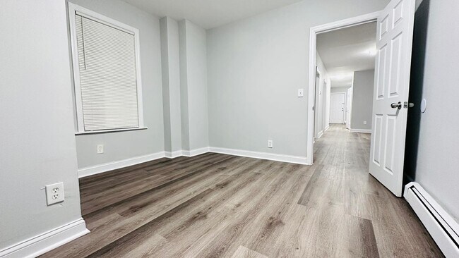 Foto del edificio - 237 Rosa Parks Blvd