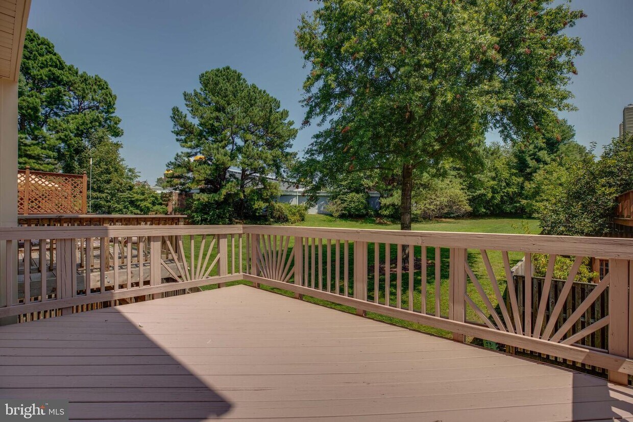 9376 Peter Roy Ct, Burke, VA 22015 Townhome Rentals in Burke VA