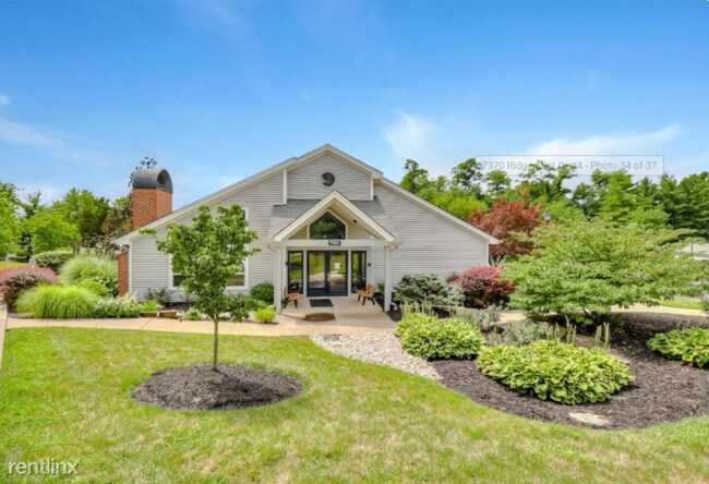 Building Photo - 7370 Ridgepoint Dr