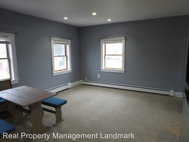 Foto del edificio - 583 Lowell St