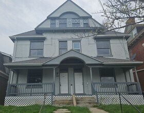 Building Photo - 635 Hawthorne Ave