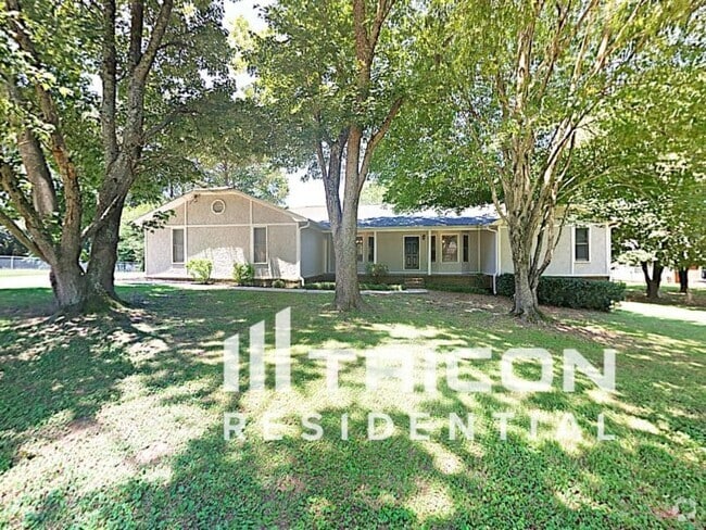 Building Photo - 146 Meadow Ridge Dr