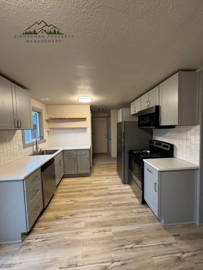 Foto del edificio - 1132-1134 9th St Springfield, OR 97477