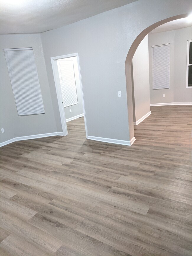 Foto del edificio - 408 W 29th St