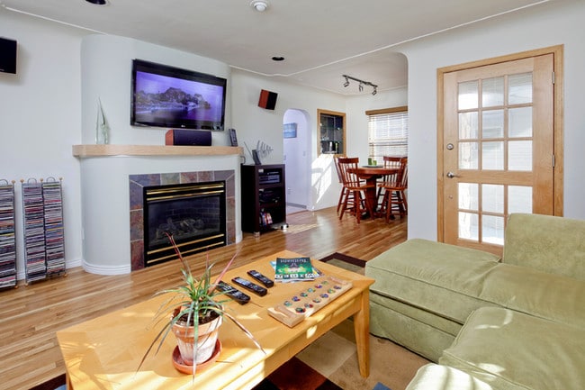 Photo - 1230 Havana St House