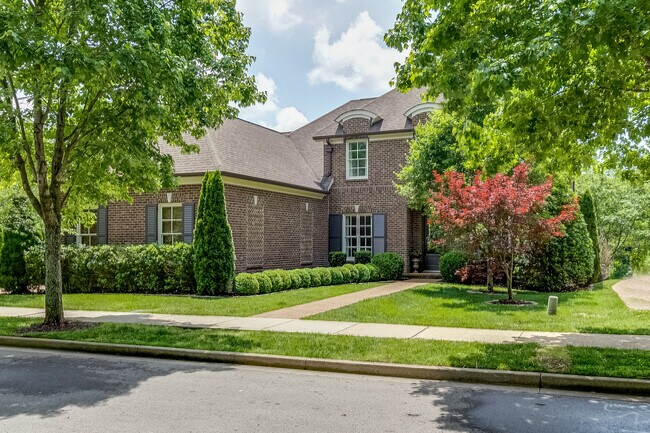 Building Photo - 209 Lyle Ct