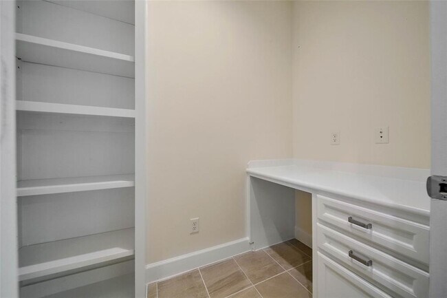 Building Photo - 11508 Main Cypress Dr