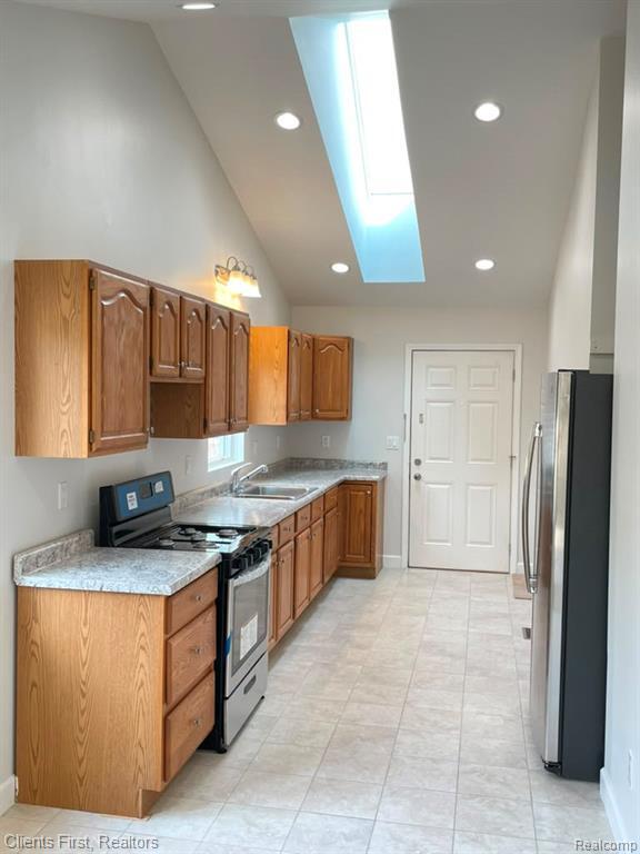 Building Photo - 3121 Cherry Tree Ln