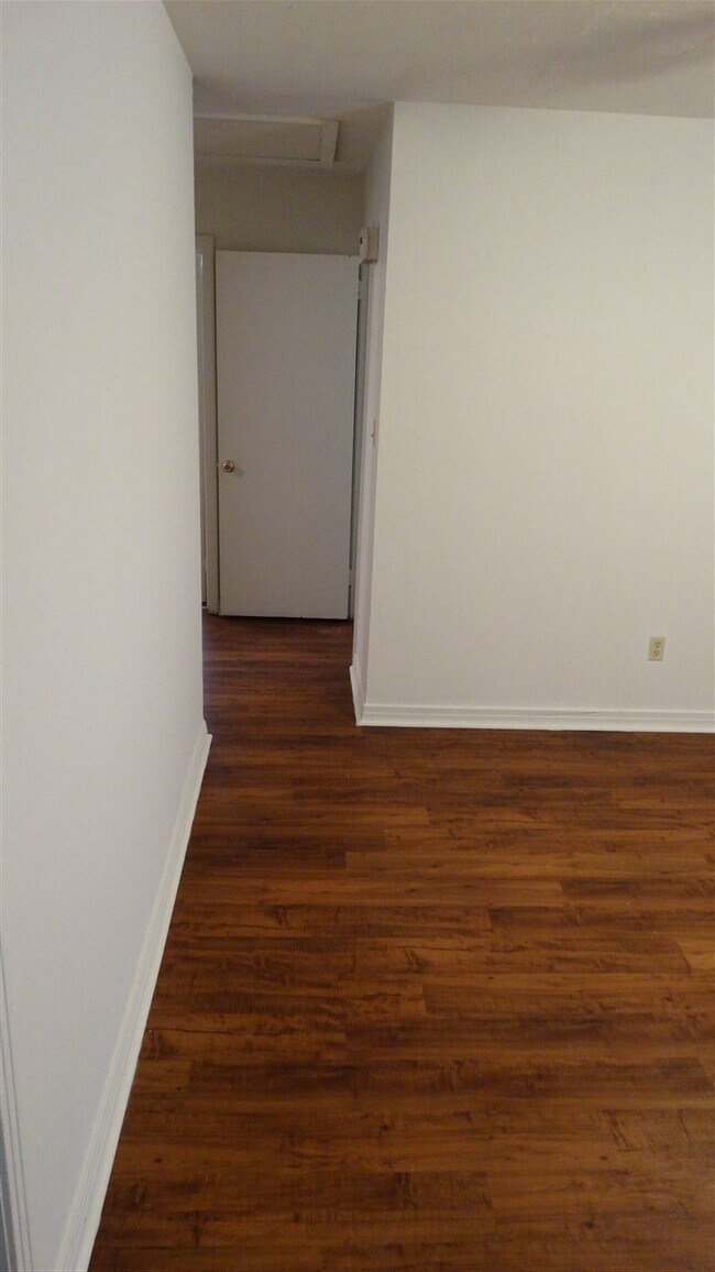 Foto del edificio - 628 W Tharpe St