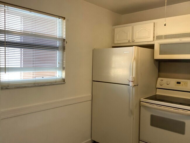 Foto del edificio - 2515 NE 2nd Ct