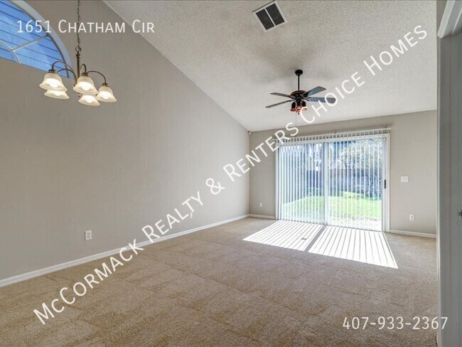 Building Photo - 1651 Chatham Cir