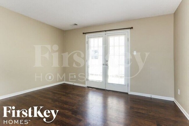 Foto del edificio - 3734 Oakmoor Circle East