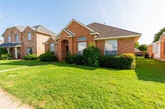 Building Photo - 4611 Santa Cruz Ln