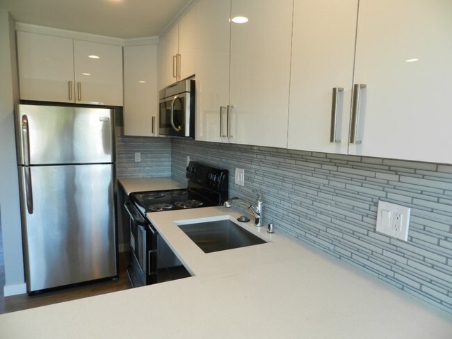 Foto del edificio - Apartment in West Seattle