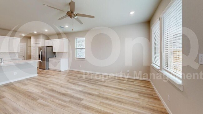 Building Photo - 215 Caliber Ct