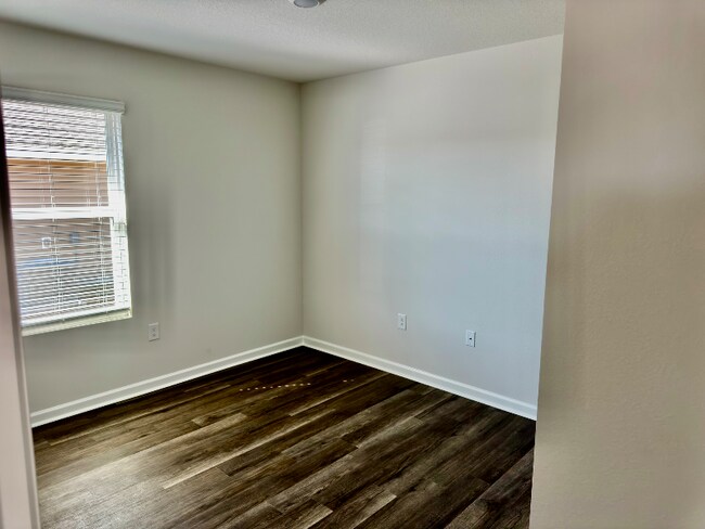 Building Photo - 6281 Firefly Dr