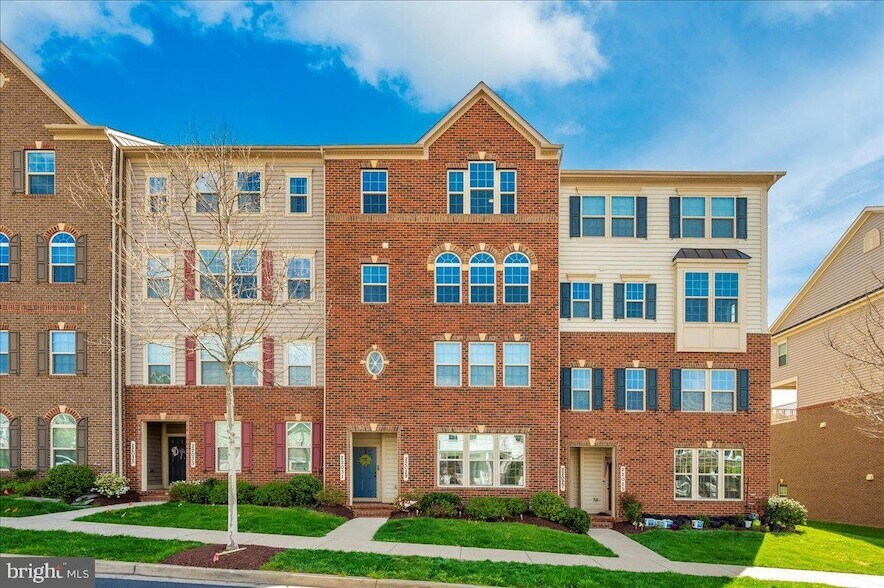Foto principal - 22031 Broadway Ave