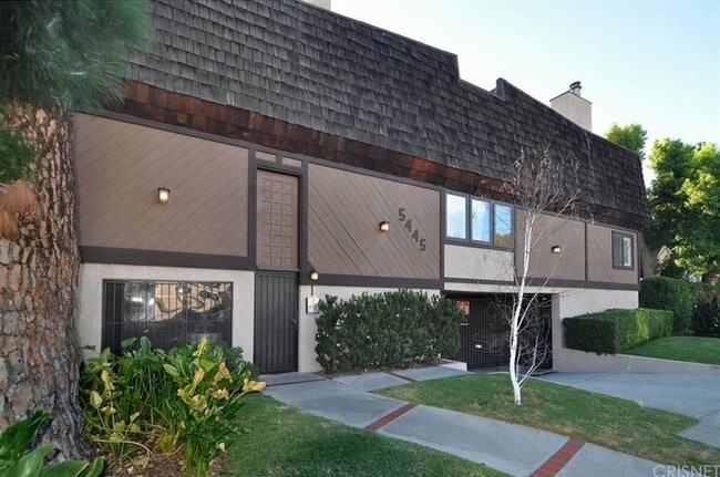 Front of the building - 5445 Corteen Pl