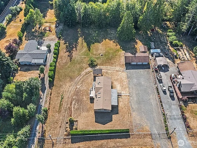 Photo - 7071 N Van Decar Rd SE (Port Orchard, WA) Apartments