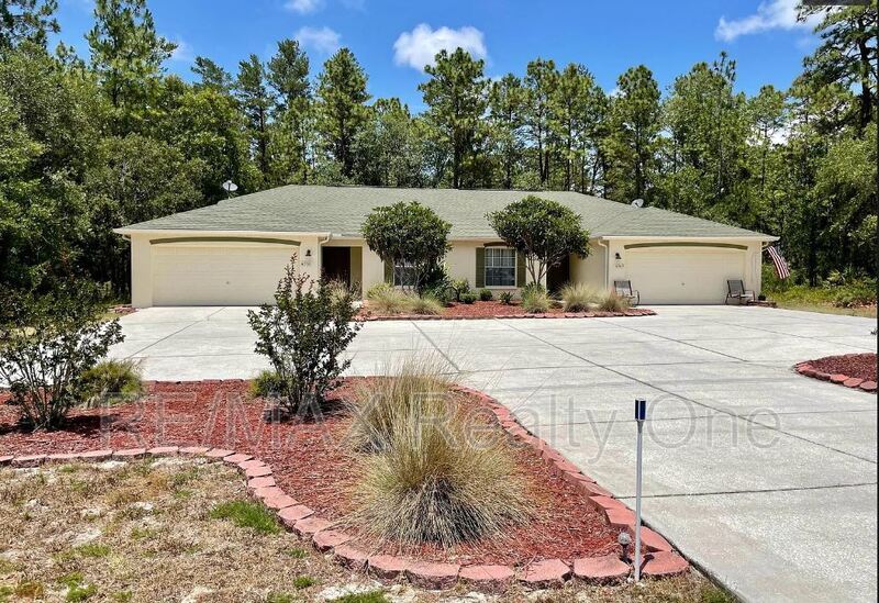 6755 W Oak Park Blvd, Homosassa, FL 34446 House for Rent in Homosassa