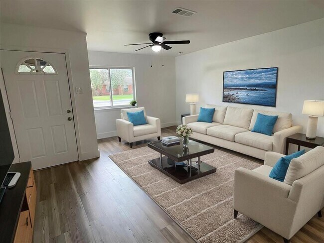 Foto del edificio - 1107 Dover Cir