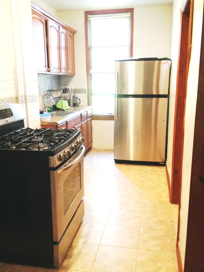 Foto del edificio - 267 Covert St.