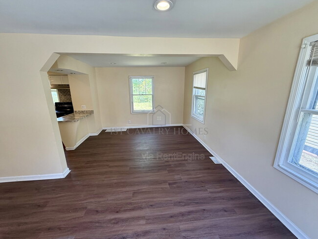 Building Photo - 472 Keck St