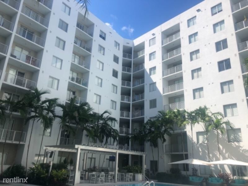 Primary Photo - 1 br, 1 bath Apartment - 9441 N Kendall Dr