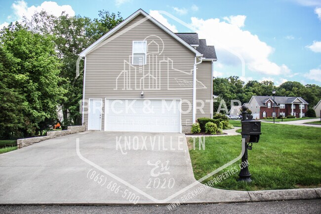 Foto del edificio - 5722 Rhyne Cove Ln
