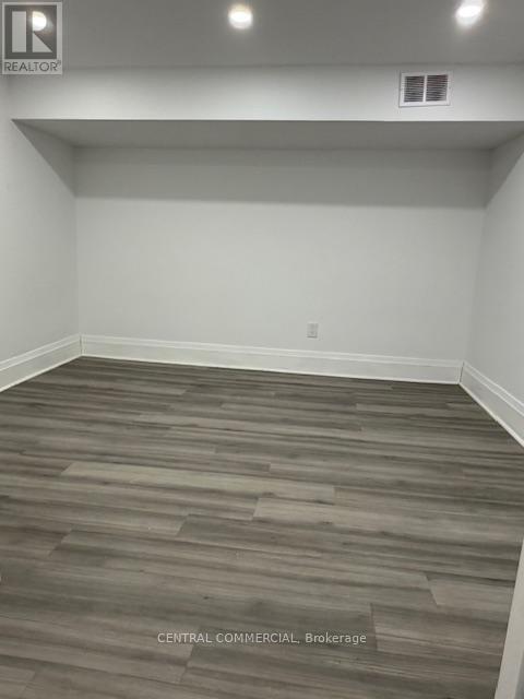 Photo du bâtiment - 38 Child Dr